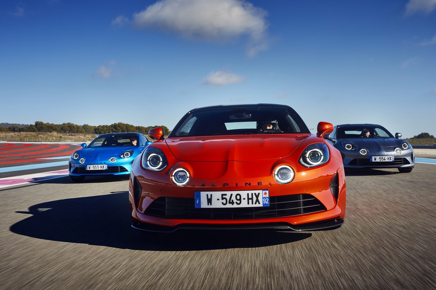 Nouvelle Alpine A110 S modèle 2022 couleur orange feu