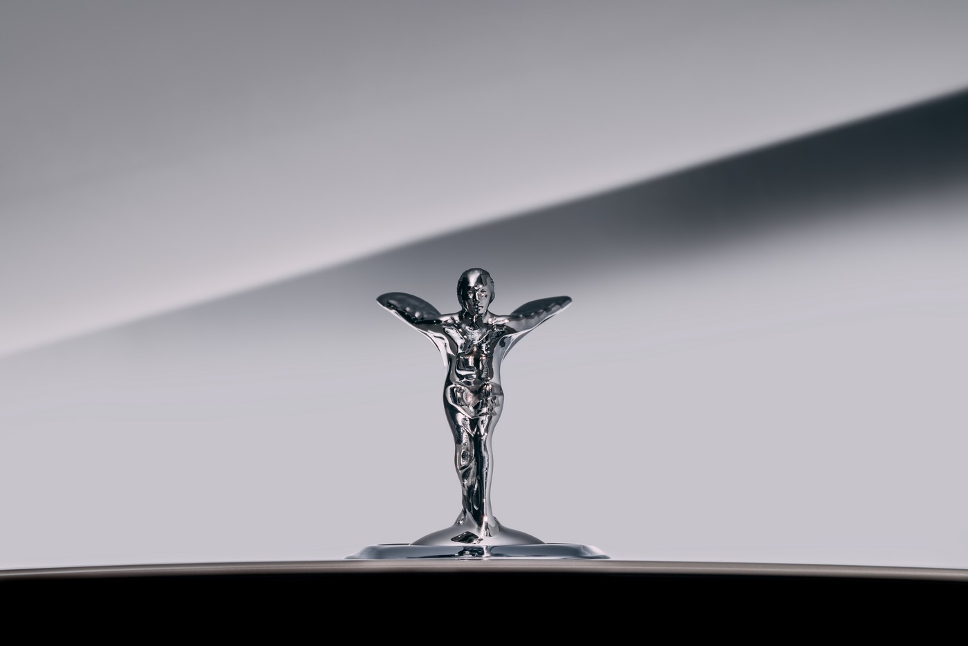 Nouvelle statuette Spirit Of Ecstasy de Rolls Royce