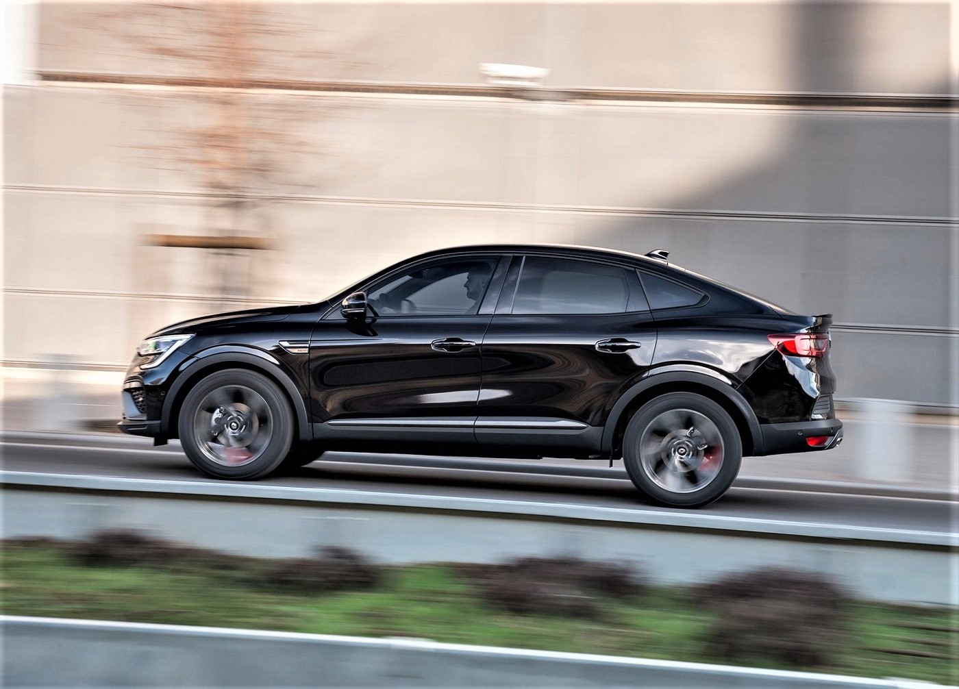 Renault Arkana modèle 2022 noir