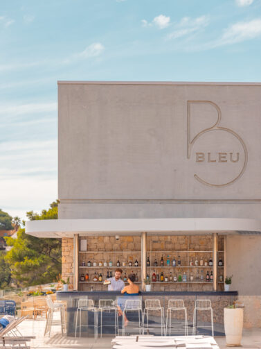 BLEU SEPT 2024 HD-32